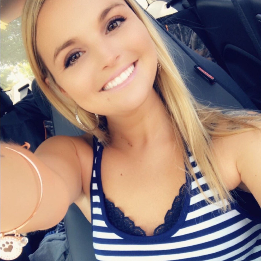 Meet your Posher, Haley
